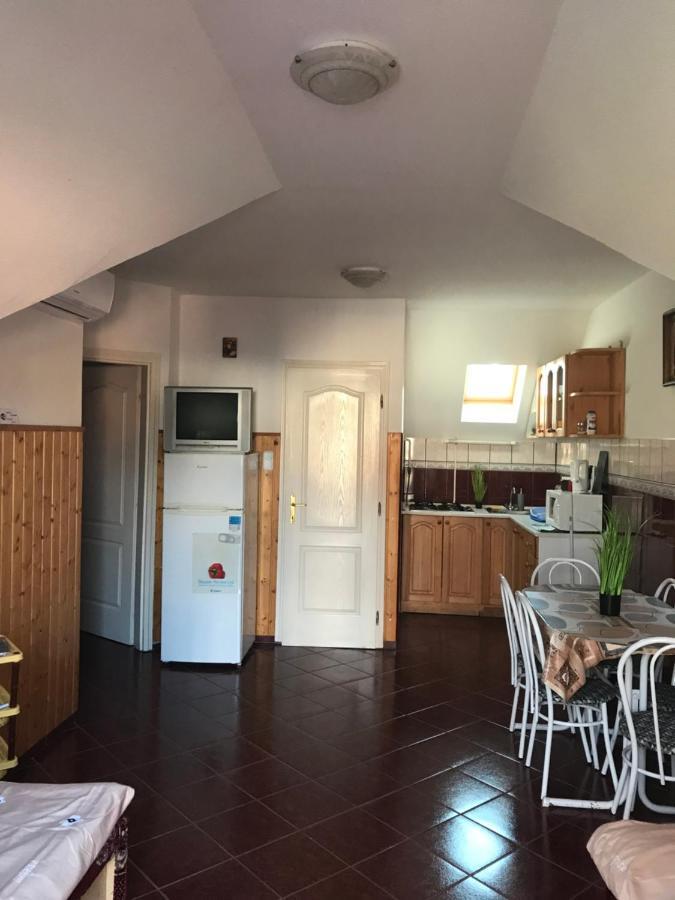 Edu Apartman Hajdúszoboszló Exterior foto