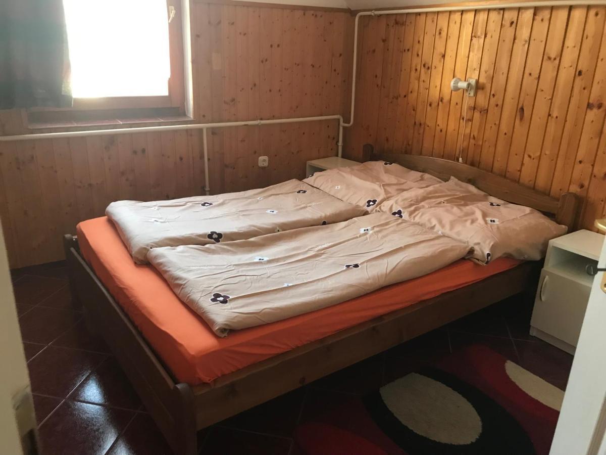 Edu Apartman Hajdúszoboszló Exterior foto