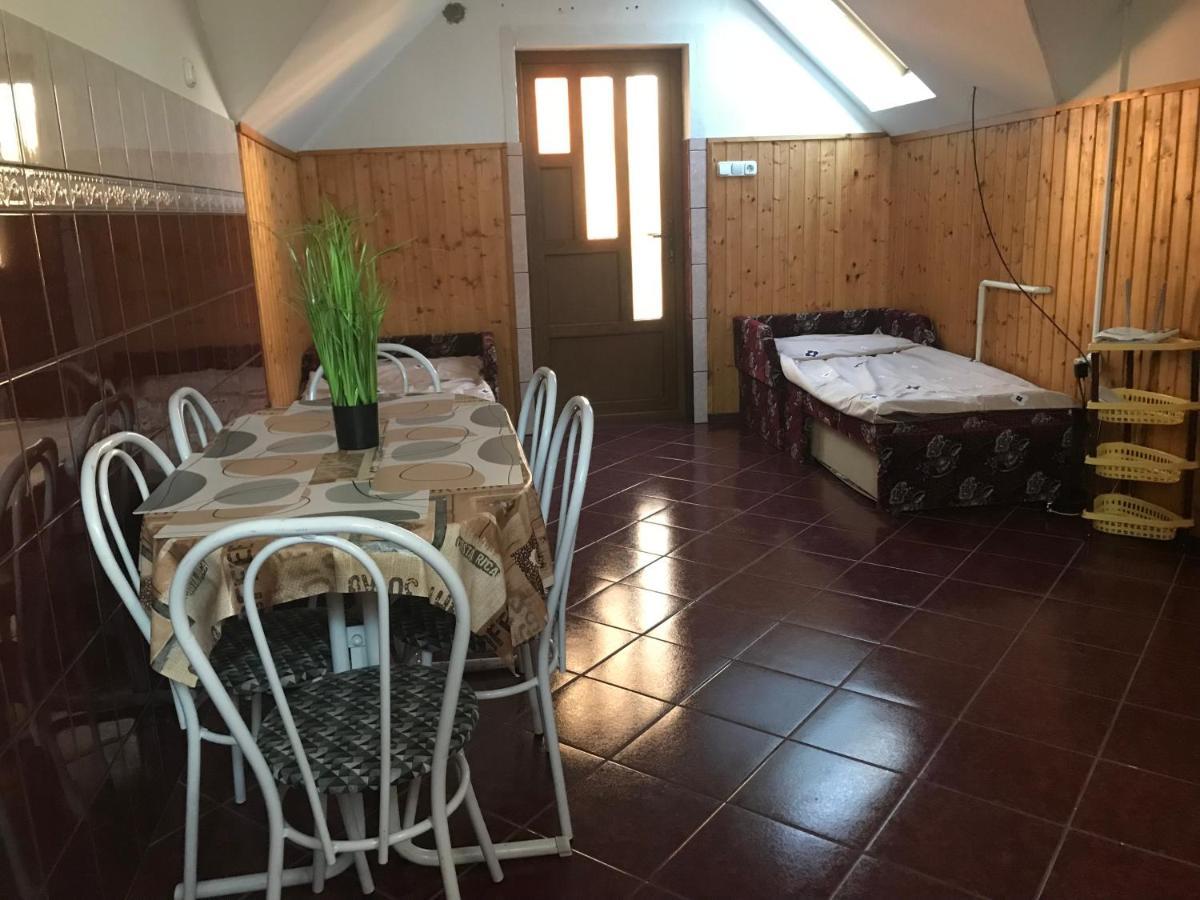 Edu Apartman Hajdúszoboszló Exterior foto